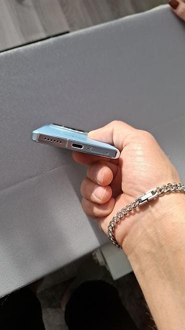 vivo 200 ultra: Vivo X100 Ultra, Б/у, 512 ГБ, цвет - Голубой, 2 SIM — 5