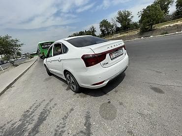 на е70: Dongfeng : 2022 г., Автомат, Электромобиль, Седан — 4