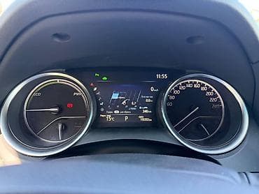 Toyota Camry: 2019 г., 2.5 л, Автомат, Гибрид, Седан — 6