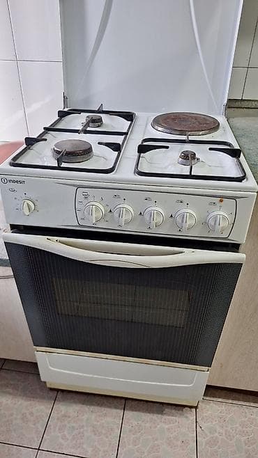 переходник газ: Комбинированная плита Indesit - Варочная поверхность: 4 конфорки — 3 — 1