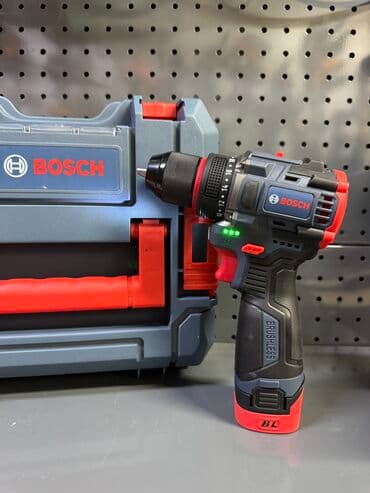 шуруповерт беспроводной: Шуруповерт бесщеточный Два 18вольт аккумулятора Зарядник. Кейс — 2