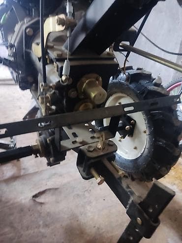 окучники: Мотоблок «Белорусь» 13 л.с. с комплектом навесного Описание: - — 2