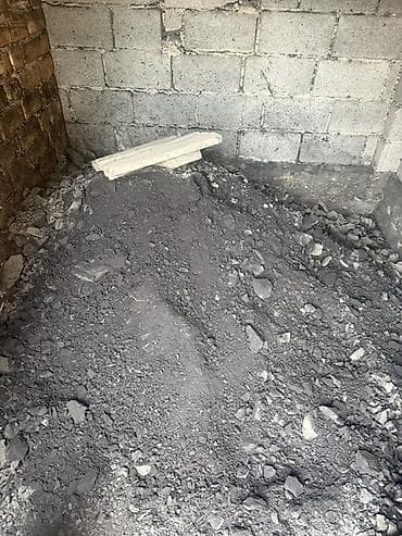 Уголь каменный (сыпучий), фракция смешанная Кому нужен 1,5 т заберите