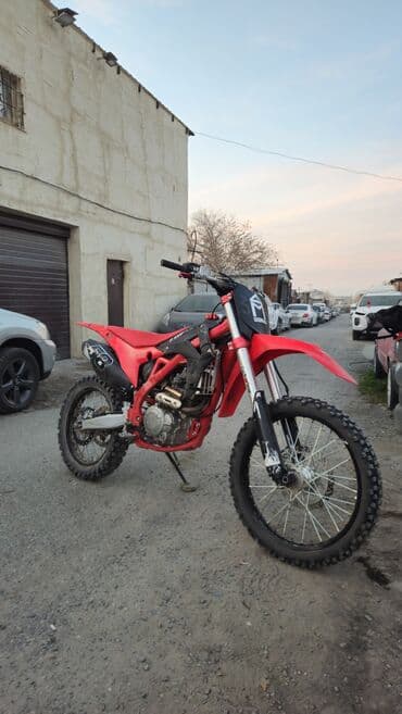 продам электромотоцикл: Срочно продаю xinguizin zhx3 своего любимца красного цвета как феррари — 1