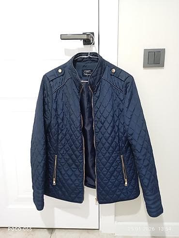 Джинсы: Тёмная синяя М
джинсовая куртка S — 1