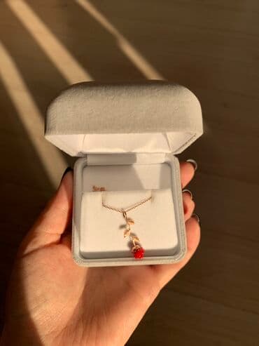 свадебные платья от производителя: Цепочки с кулоном по 1500 сом.
Серебро 925. 
Длина регулируется — 9