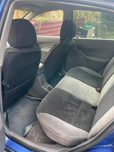 зеркела: Ford Focus: 2002 г., 0.2 - engine capacity л, Автомат, Седан — 5