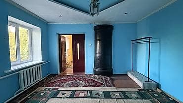 3: Продается пол дома с участком и огороженным двором. Район нового — 10