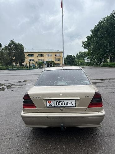 полка мерс: Mercedes-Benz C-Class: 2000 г., 2.2 л, Автомат, Дизель, Седан — 6