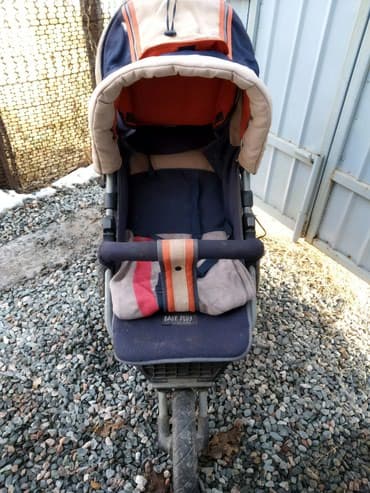 продаю в связи с переездом: Коляска, Б/у — 2