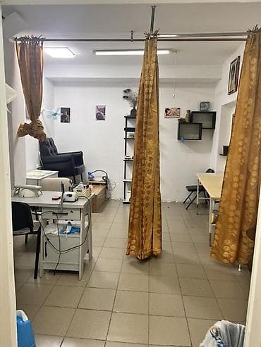 магазин овощей: Продаётся коммерческое помещение 68 м² (подвальный этаж) в 10 — 9