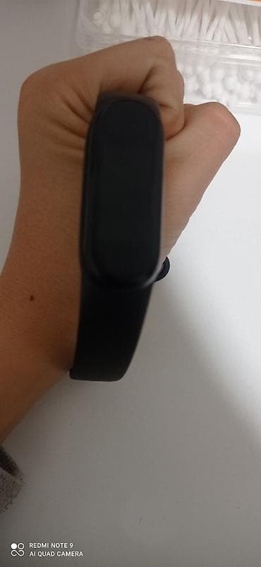 honor 9 lite: Фитнес-браслет Xiaomi Mi Band (серия 4/5) в черном цвете. - Капсула с — 4