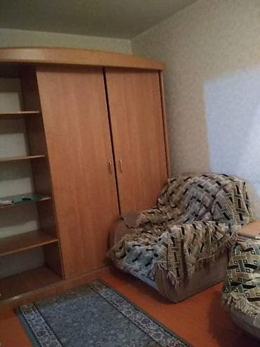 юг: Сдаётся 1-ая квартира район Юг-2 Все необходимые в квартире есть,все — 5