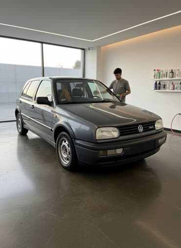 передний бампер тайота витц 2002 г: Volkswagen Golf: 1993 г., 1.8 л, Механика, Бензиновая, Хэтчбэк — 1