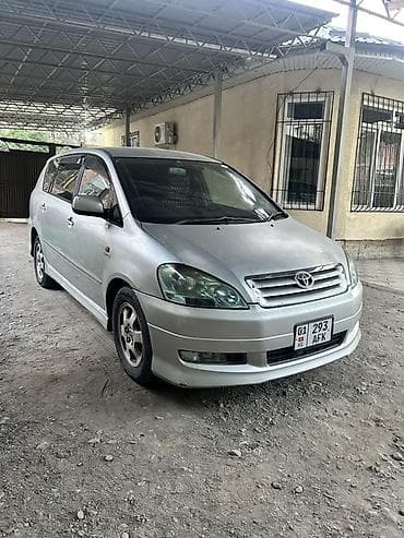 Toyota Ipsum: 2003 г., 2.4 л, Автомат, Газ, Минивэн at lalafo.kg Toyota Ipsum: 2003 г., 2.4 л, Автомат, Газ, Минивэн