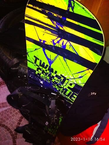 профессиональные музыкальные инструменты: Универсальные, С креплениями, Б/у — 3