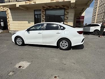 кадиллак седан: Kia K3: 2019 г., 1.6 л, Автомат, Бензин, Седан — 5
