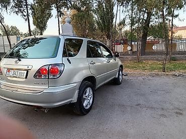 лупарик 3 2: Lexus RX: 2001 г., 3 л, Автомат, Бензин, Кроссовер — 1