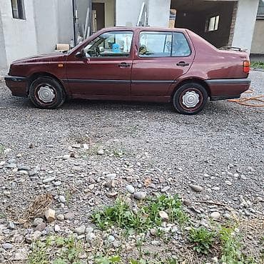 вента бампер: Volkswagen Vento: 1992 г., 1.8 л, Автомат, Бензин, Седан — 3