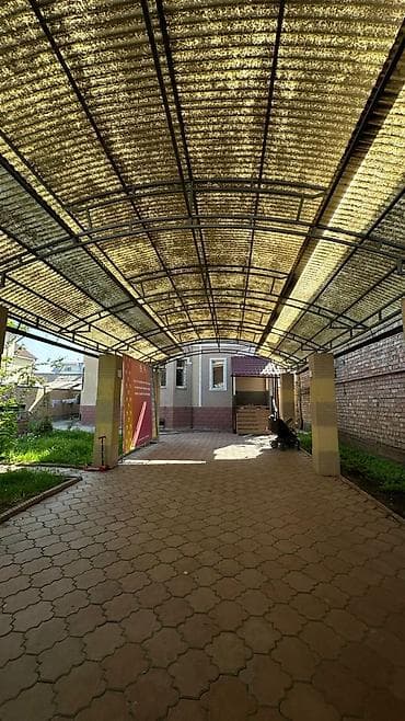 юг 2 мкр: 370 м², 6 комнат, Утепленный — 3
