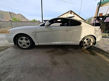 Транспорт: Hyundai Tiburon: 2003 г., 2.7 л, Автомат, Бензин, Купе — 4