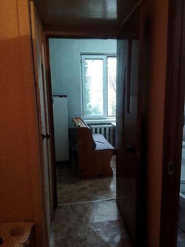 квартира двух: 1 комната, С мебелью частично — 3