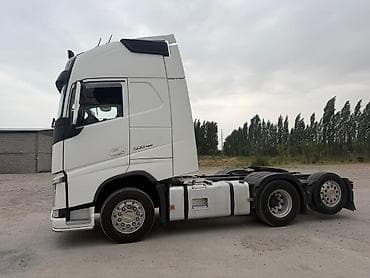 буксир: Тягач, Volvo, 2019 г., Без прицепа — 7