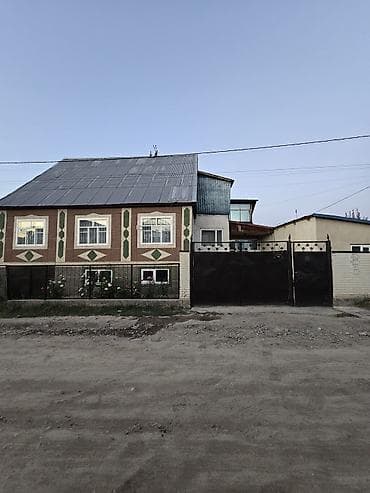тоголок молдо дом: Продаётся большой, уютный добротный 1,5 уровневый дом с жилым — 1