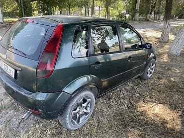Транспорт: Ford Fiesta: 2006 г., 1.8 л, Механика, Бензин, Хэтчбэк — 4