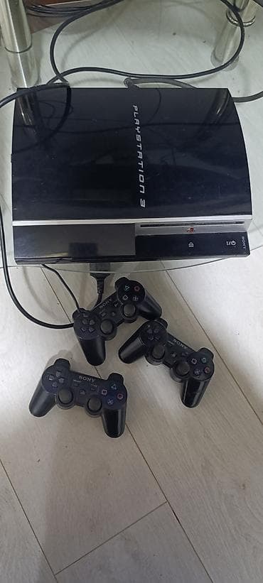 плей стейшн 3: Sony PlayStation 3 (Fat) с комплектом аксессуаров и установленными — 1
