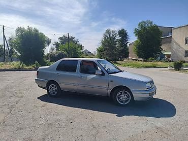джаз авто: Volkswagen Vento: 1996 г., 1.8 л, Механика, Бензин, Седан — 8