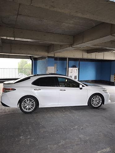 highlander 2012: Toyota Camry: 2018 г., 2.5 л, Автомат, Бензин, Седан — 4