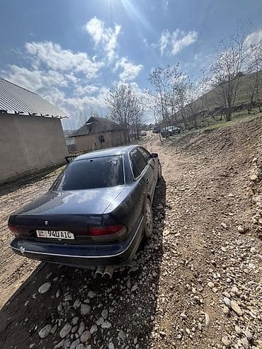 Унаа: Mitsubishi Sigma: 1992 г., 3 л, Кол менен иштөөчү, Бензин, Седан — 3