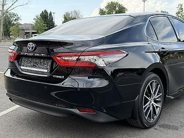 e2 byd: Toyota Camry: 2023 г., 2.5 л, Автомат, Гибрид, Седан — 7