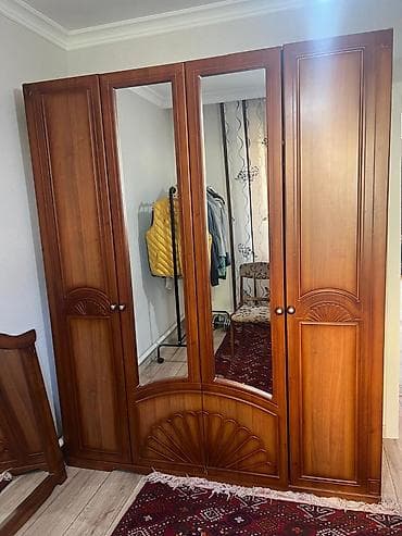 рассрочкк: Спальный гарнитур из массива/МДФ в классическом стиле, цвет тёплый — 1