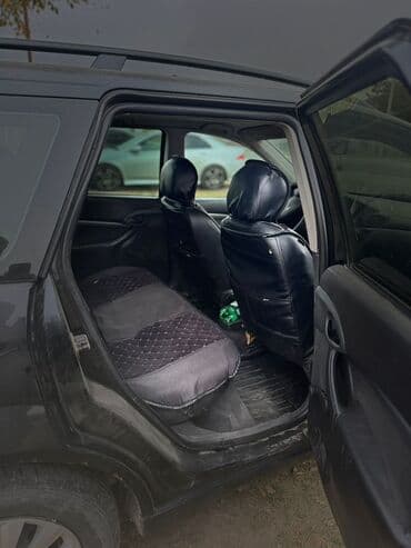 Ford Focus: 2000 г., Механика, Универсал