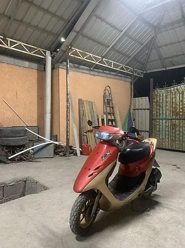 скутен: Тип скутера Honda, 70 куб. см, Бензин, Б/у — 3