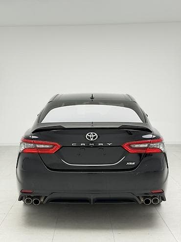 Toyota Camry: 2022 г., 2.5 л, Автомат, Бензин, Седан — 6