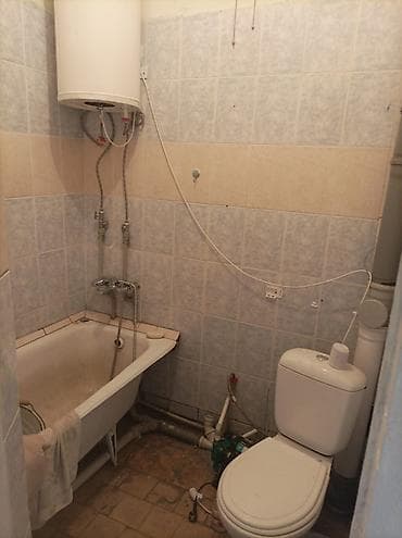 сдам швейный цех: Продается 1- комнатная квартира с Ак Суу. ул. Южная,15 - Просторное — 5