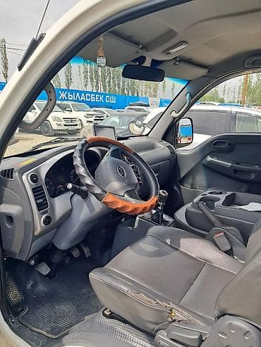 mobile stand: Автовышка, Kia, 2012 г., до 9 м — 5