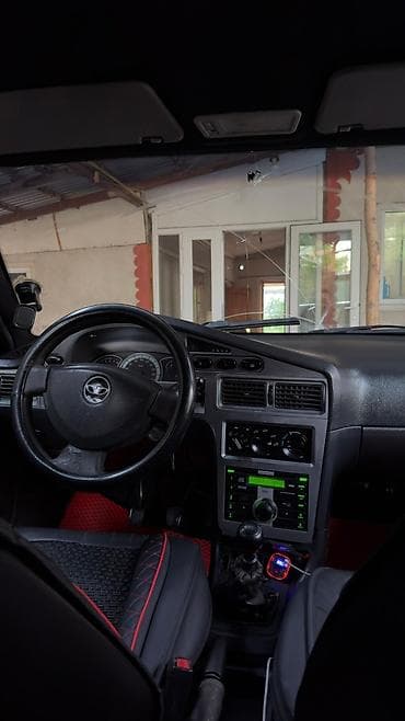 Daewoo: Daewoo Nexia: 2011 г., 1.5 л, Механика, Бензин, Седан — 6