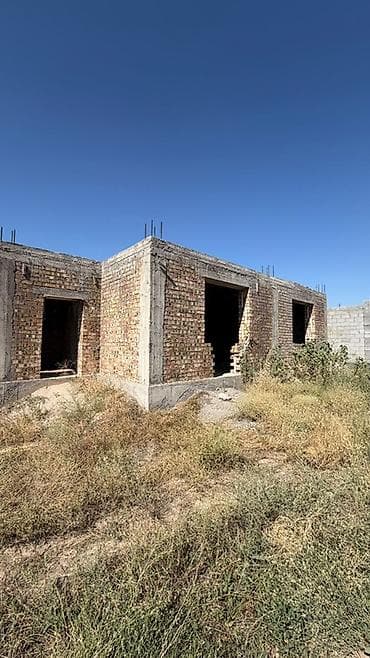 Недвижимость: 🏠Срочно продаётся дом Район ак ордо 2 🧱Материал стен полтора кирпича — 4