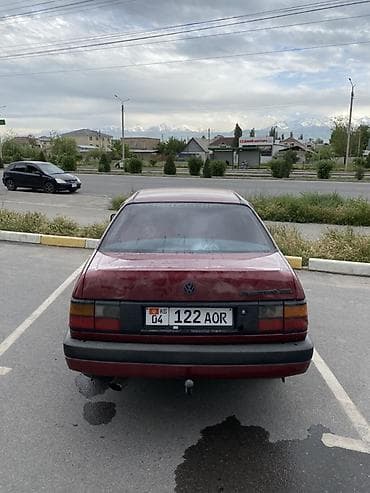 b 4: Volkswagen Passat: 1988 г., 1.8 л, Механика, Седан — 3