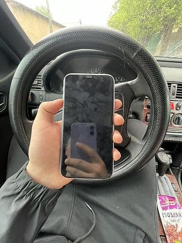 mi store: IPhone 11, Б/у, 64 ГБ, Защитное стекло, 78 % — 2