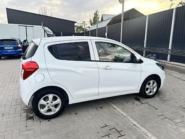 fit 2020: Chevrolet Spark: 2021 г., 1 л, Автомат, Бензин, Хэтчбэк — 5