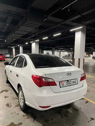 hynday elantra: Hyundai Elantra: 2018 г., 1.6 л, Механика, Бензин, Седан — 3