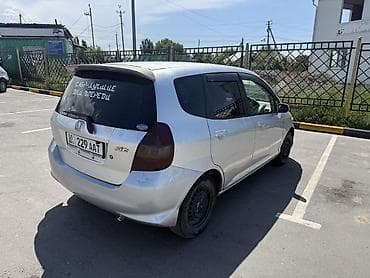 китайский мини машина: Honda Fit: 2003 г., 1.3 л, Вариатор, Бензин, Хэтчбэк — 1