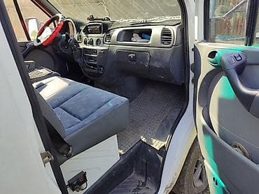 машина рекстон: Mercedes-Benz Спринтер: 2004 г., 2.7 л, Механика, Дизель — 3