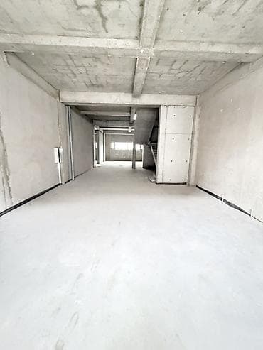 Кыймылсыз мүлк: Просторное двухуровневое помещение свободной планировки. Сдается на — 2