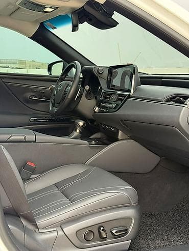 m5 e60: Lexus ES: 2023 г., 2.5 л, Автомат, Гибрид, Седан — 5